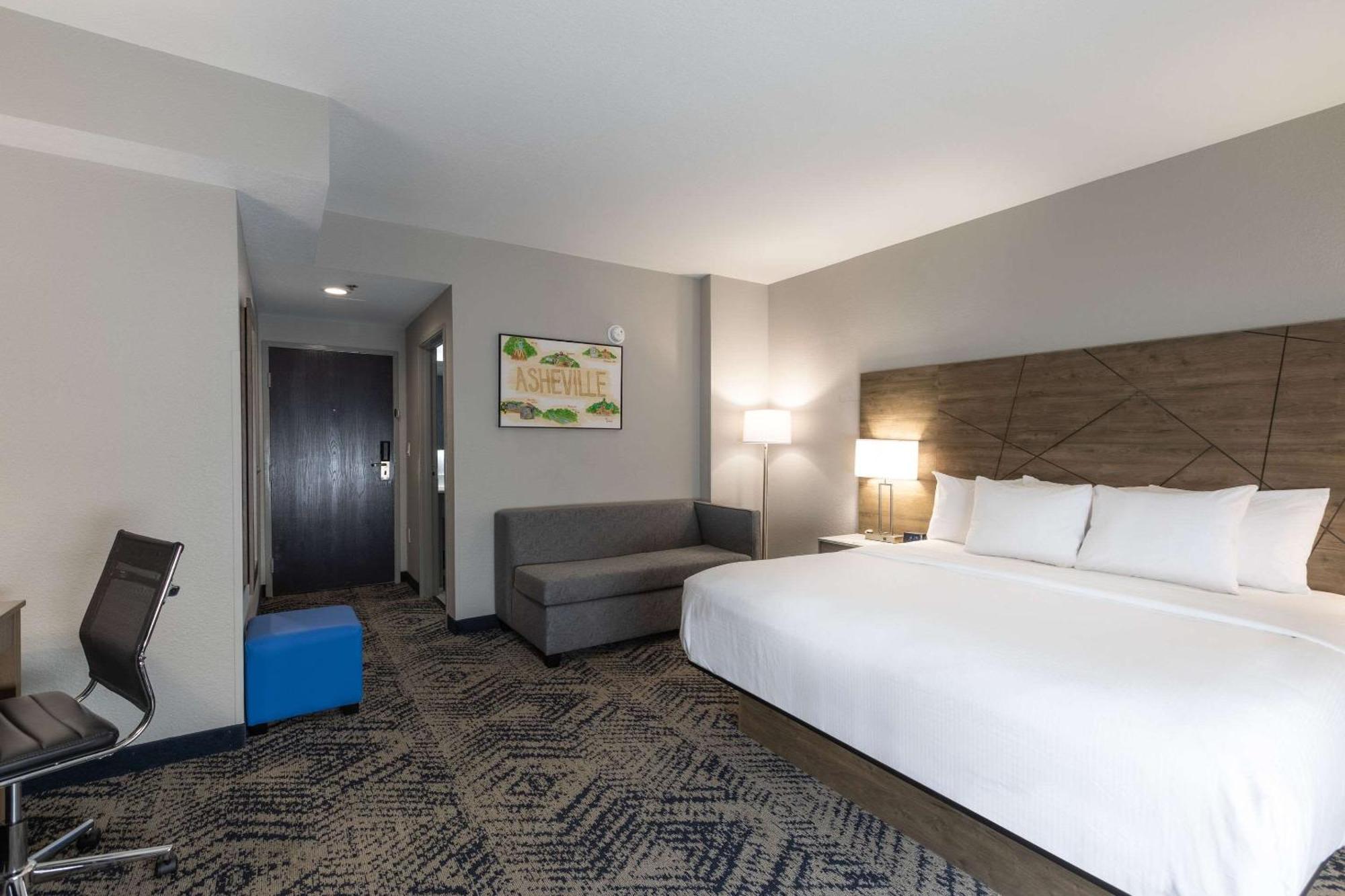Rodeway Inn & Suites Near Outlet Mall - Asheville Bagian luar foto