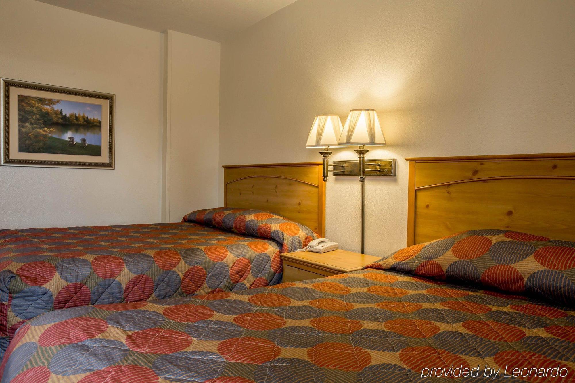 Rodeway Inn & Suites Near Outlet Mall - Asheville Bagian luar foto