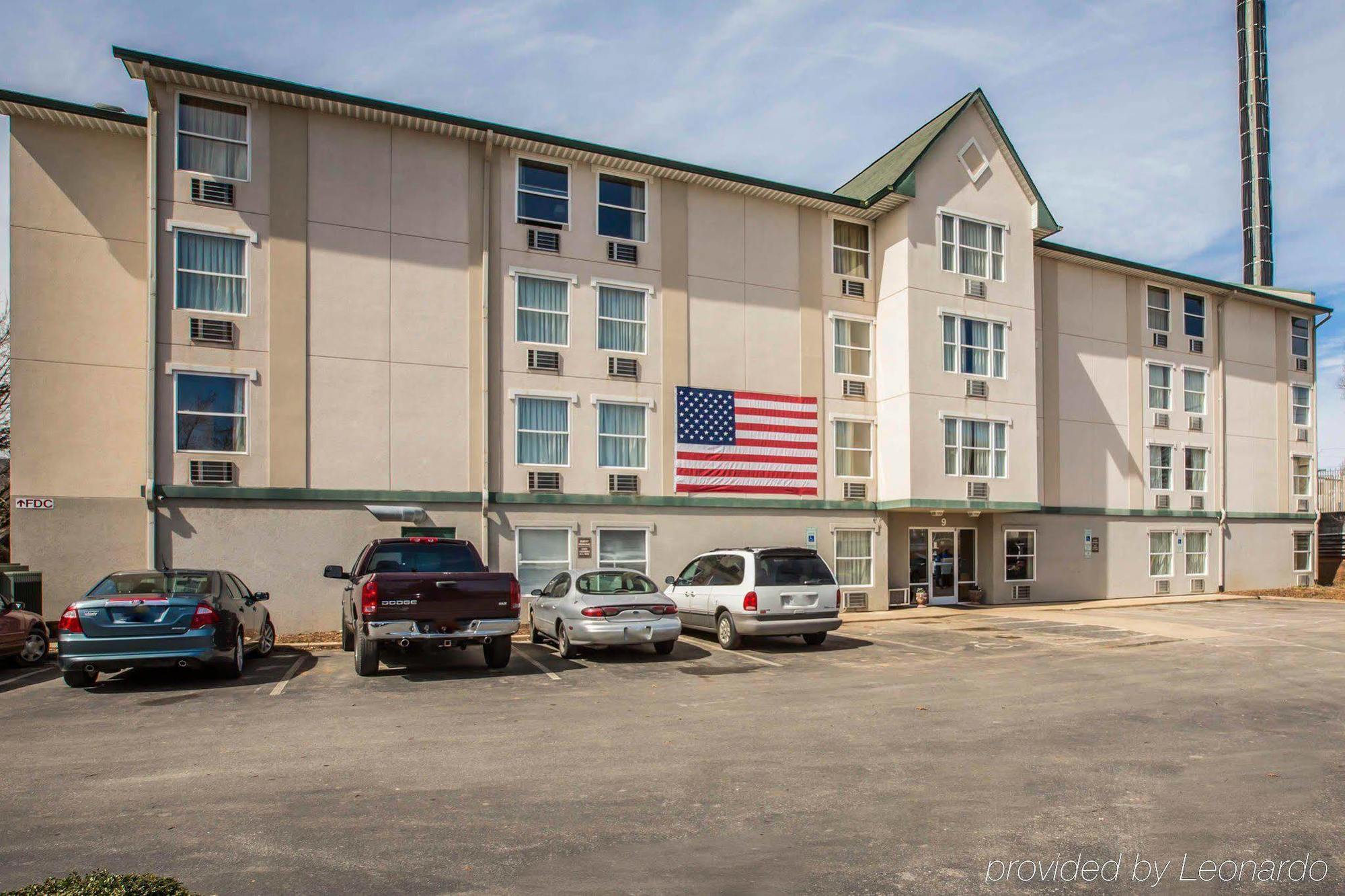 Rodeway Inn & Suites Near Outlet Mall - Asheville Bagian luar foto